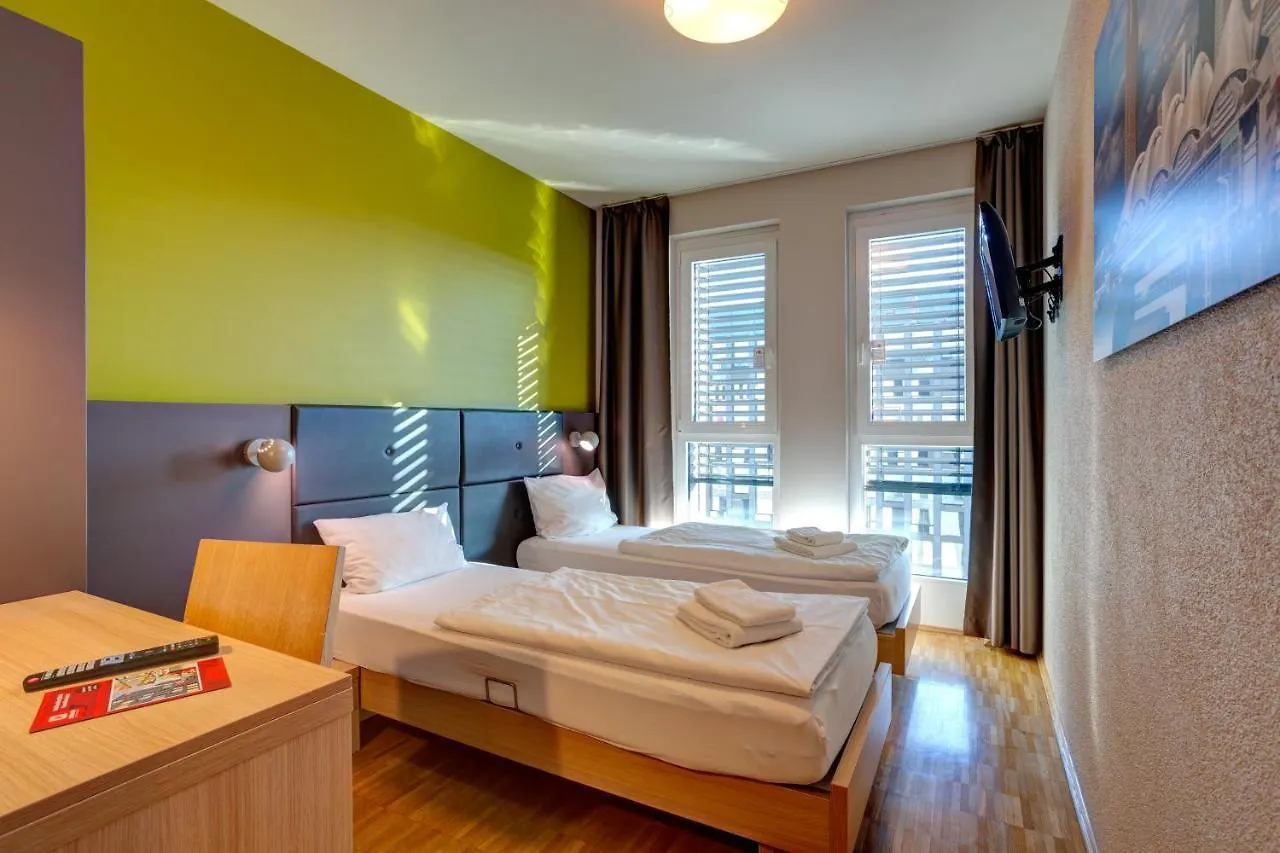 Meininger Hotel Frankfurt/Main Messe Frankfurt am Main 3*,  Germany